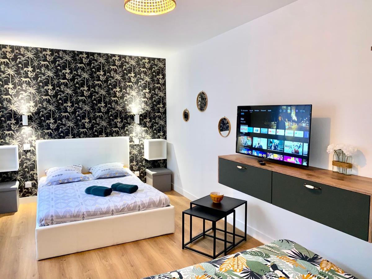 Superbe Appt Avec Cour Et Parking Gratuit A 5Min De La Cite Medievale Carcasona Exterior foto